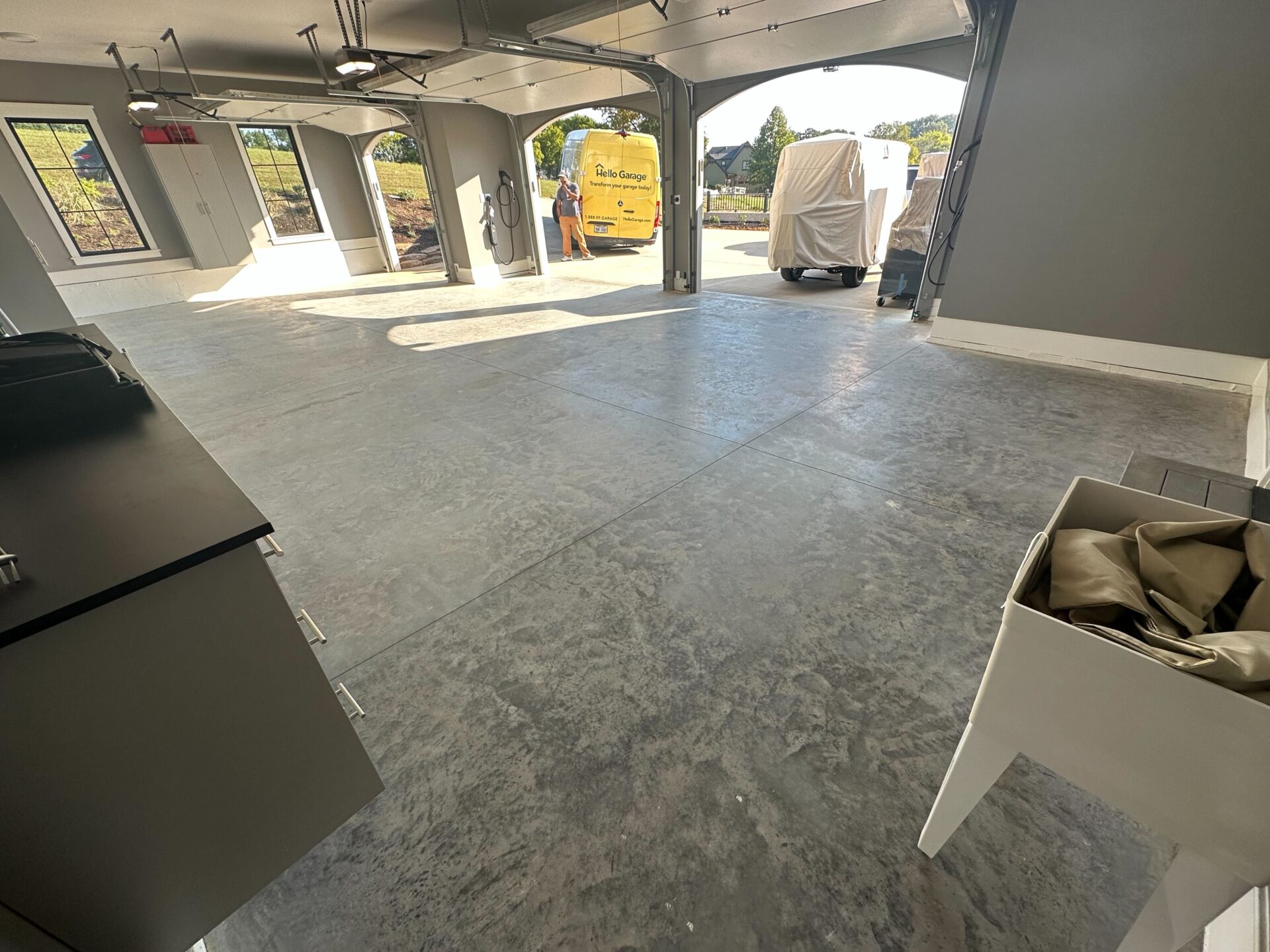 Large garage with uncoated concrete