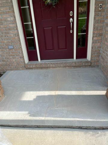 Front Porch Needing Makeover